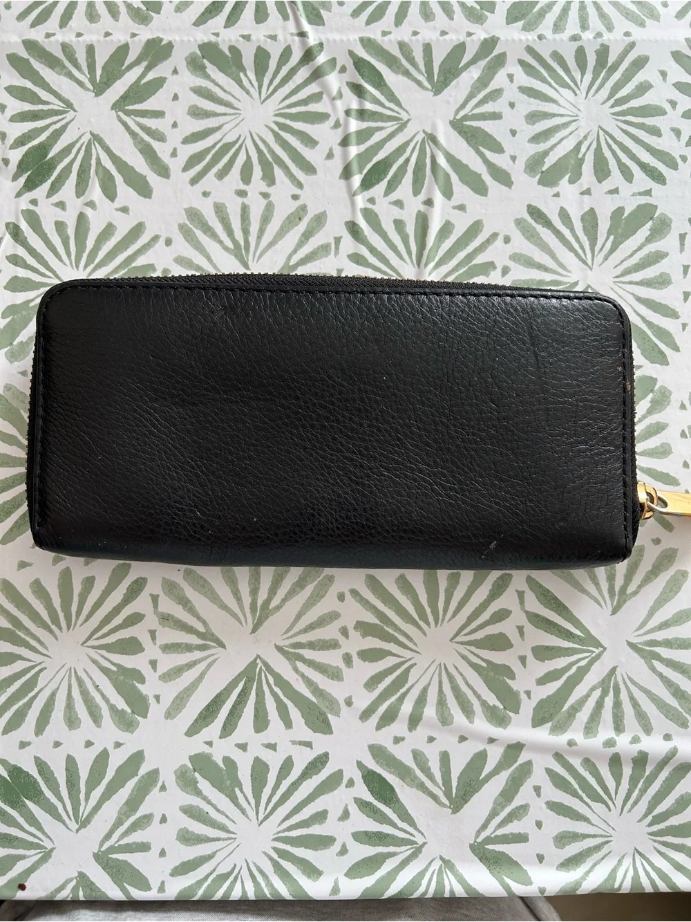 Marc By Marc Jacobs Black Leather Zip Wallet with Gold Plaque